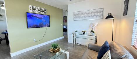Smart TV, books