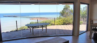 Cliff House Beachfront Villas
