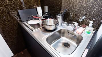 Private Vacation Home | Private kitchenette | Fridge, microwave, stovetop, coffee/tea maker