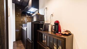 Private Vacation Home | Private kitchenette | Fridge, microwave, stovetop, coffee/tea maker