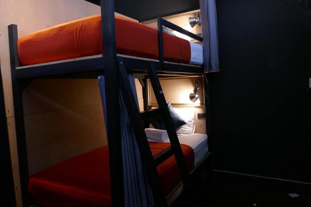 Blackout curtains, free WiFi, bed sheets