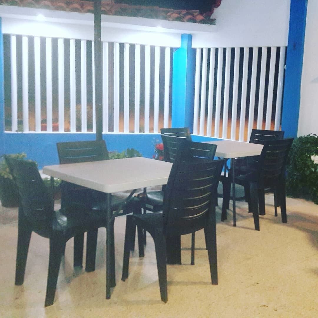 Desayuno continental todos los días (con cargo)