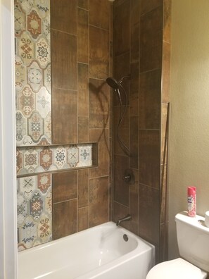 Towels, toilet paper