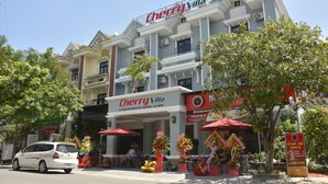 Pintu masuk properti