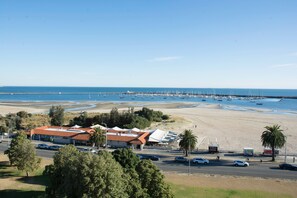 Am Strand, Strandtücher