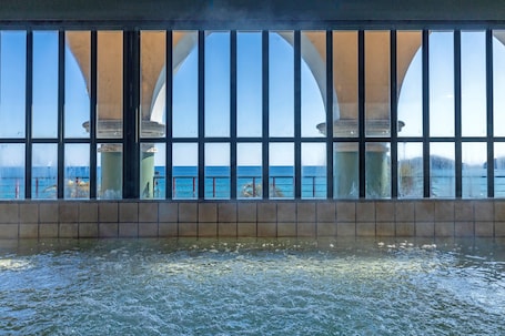 Baño termal público. Hotel Riviera Shishikui