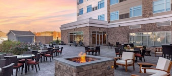 Cambria Hotel Manchester South Windsor