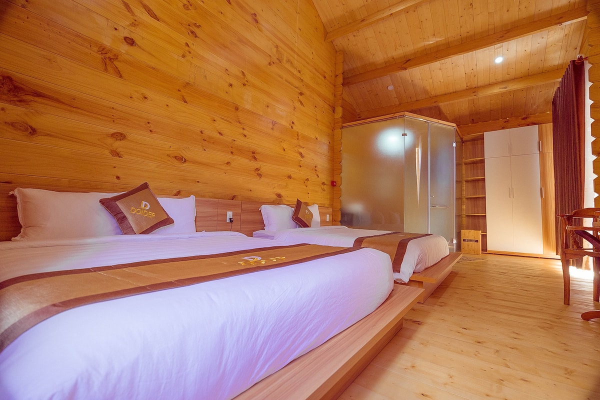 Grand Chalet, Connecting Rooms | 1 bedroom, minibar, individually decorated, desk