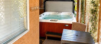 Hilltop Retreat | Private Hot Tub • Pet-Friendly • Peaceful 2BR Escape