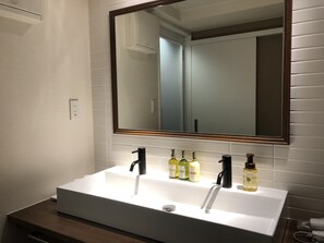 Free toiletries, hair dryer, slippers, bidet - Condominium MIRAHAKONE (Hakone)