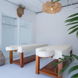 Couples treatment room(s), body treatments, body scrubs, facials