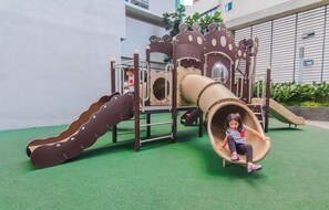 Children’s play area – outdoor - Swiss Garden by Homes Asian (Kuala Lumpur)