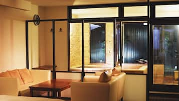 Wi-Fi gratis dan dapat diakses tamu berkursi roda