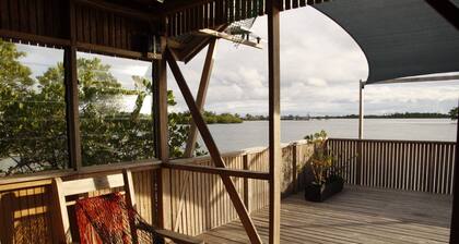 Serah's Lagoon Hideaway