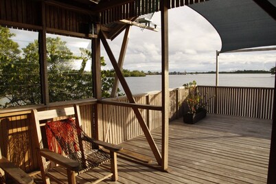 Serah's Lagoon Hideaway