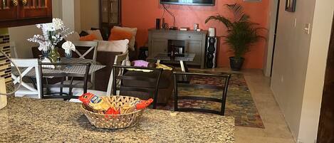 Smart TV, stereo, computer monitors