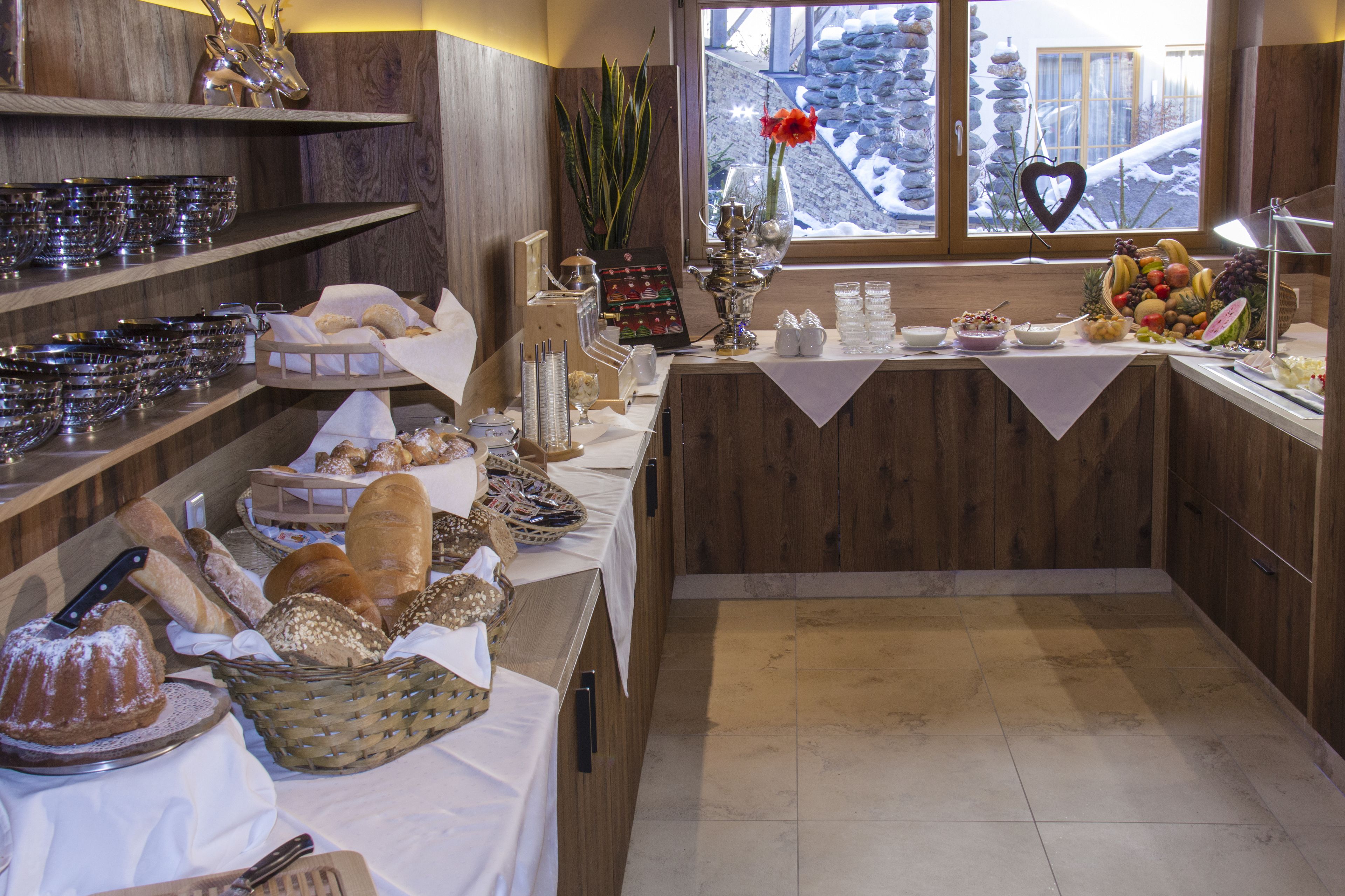 Tägliches inbegriffenes Frühstücksbuffet