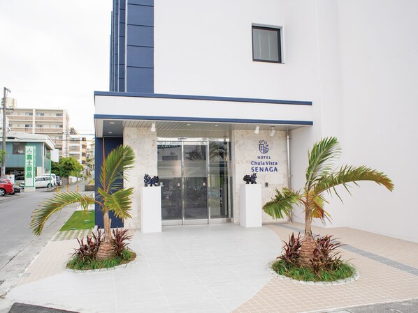 Exterior - Hotel Chula Vista SENAGA (Naha)