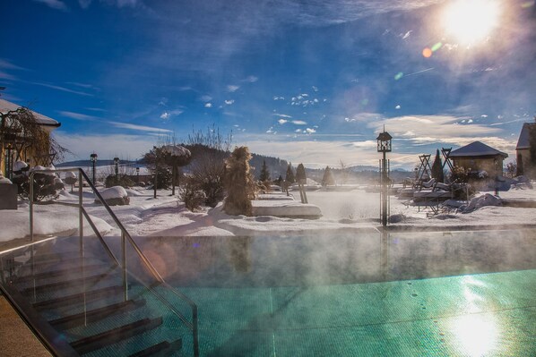 Innenpool, beheizter Pool