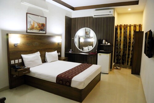 Fiesta Inn Hotel & Resorts