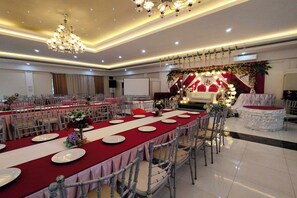 Breakfast area - Angela's Resort and Leisure Farm (San Pablo City)