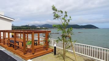 Hiên