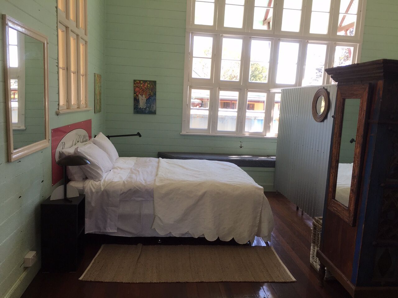 Queen bed area