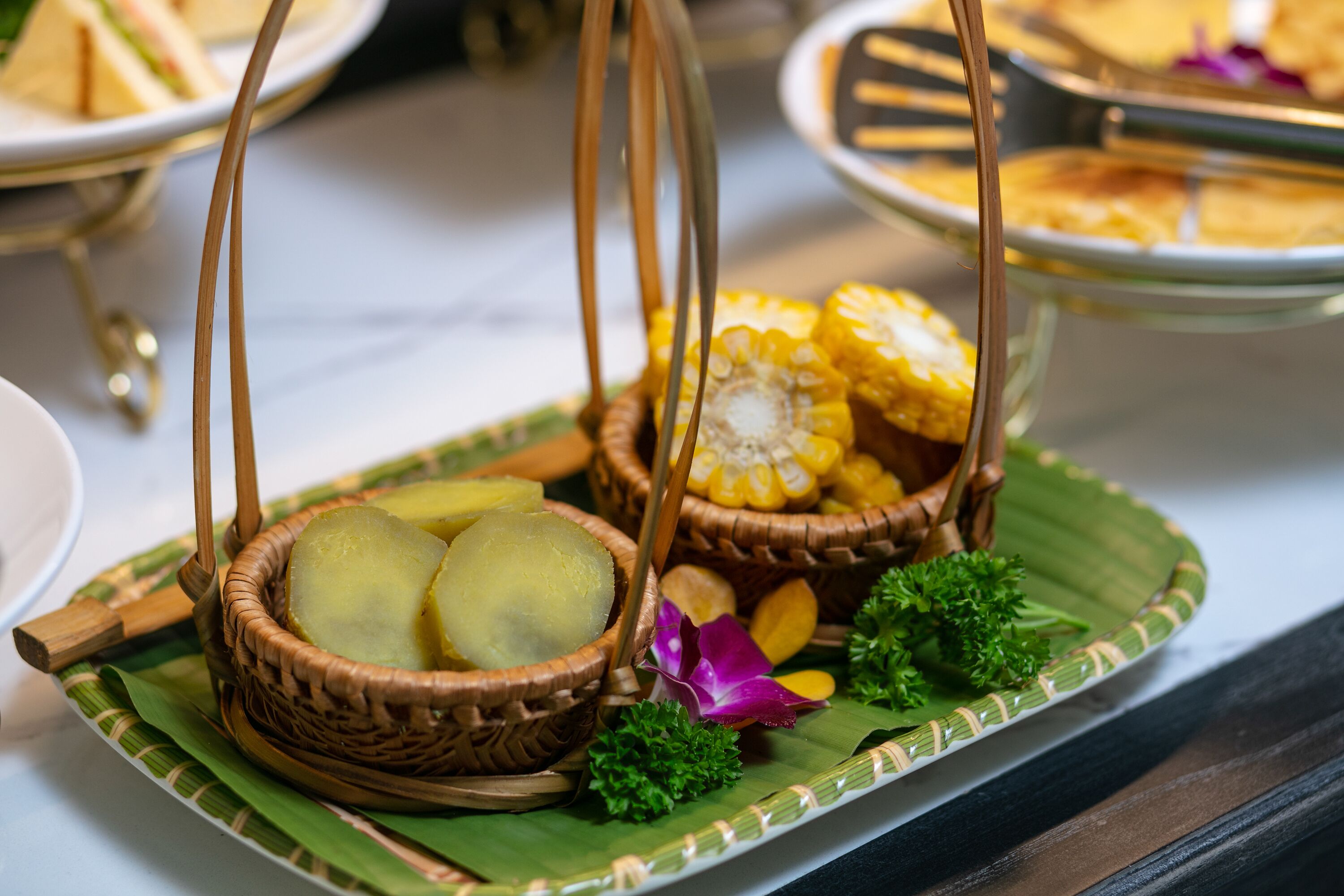 daily buffet breakfast (vnd 348000 per person)