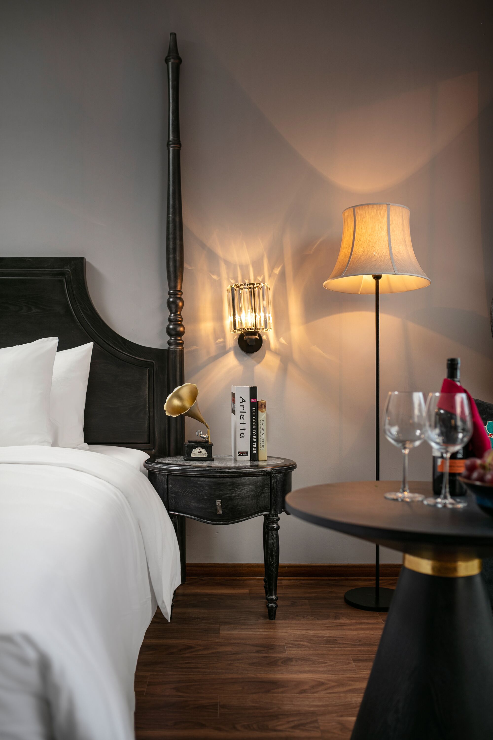 luxury with balcony room | minibar, in-room safe, desk, soundproofing