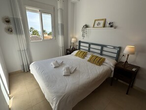 2 sovrum, värdeförvaringsskåp på rummet och strykjärn/strykbräda