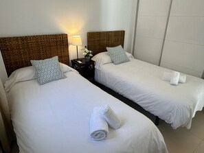 3 bedrooms, in-room safe, iron/ironing board, travel crib