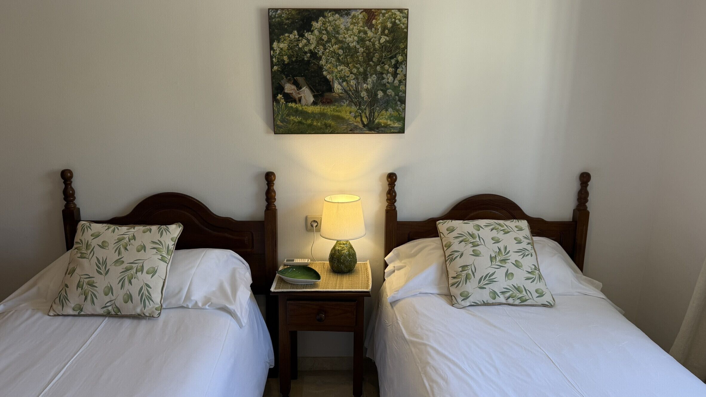 3 sovrum, värdeförvaringsskåp på rummet och strykjärn/strykbräda