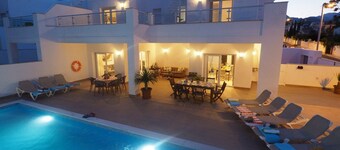 Nerja Paradise Rentals - Villa Catalina