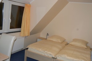 Doppelzimmer | Schreibtisch, kostenloses WLAN