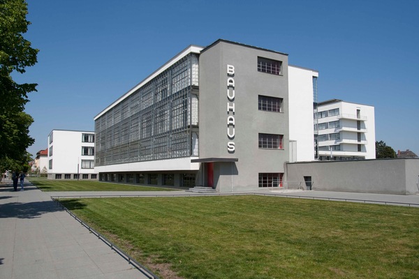 Bauhausgebäude, Foto: Yvonne Tenschert, 2011, Stiftung Bauhaus Dessau