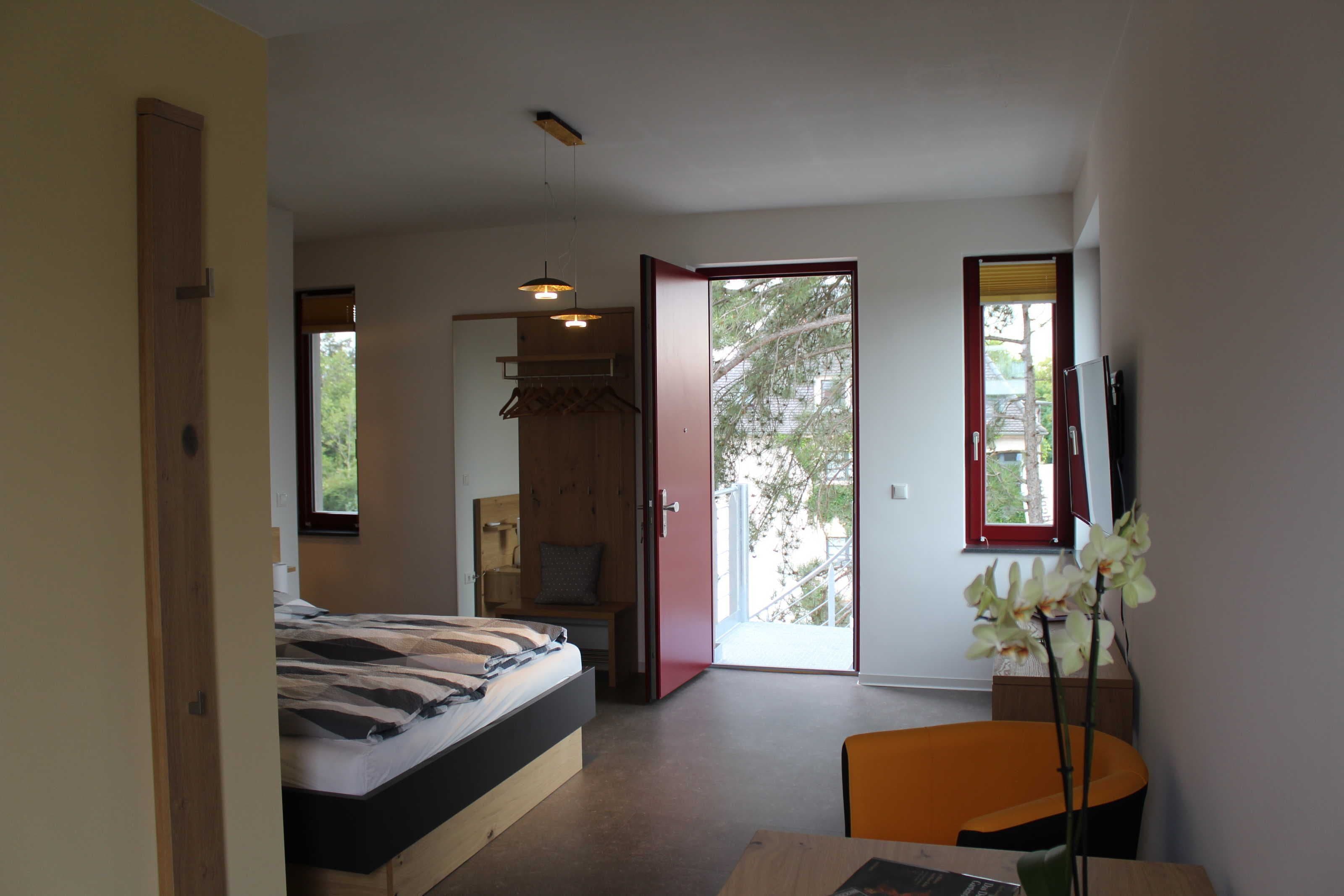 1 Schlafzimmer, Schreibtisch, WLAN, Bettwäsche