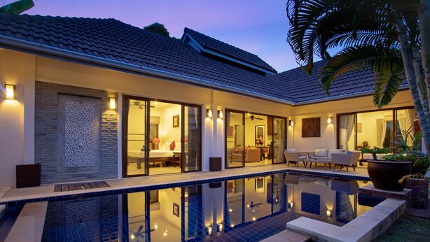 Front of property - evening/night - Villa Sukjai (Rawai)