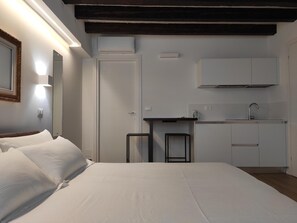 Italialaiset Frette-lakanat, ylelliset vuodevaatteet, untuvapeitot