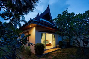 Exterior - Tropical Thai Style 4BR Pool Villa Fanny (Rawai)