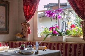 Desayuno buffet incluido todos los días