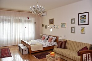 Apartment, 2 Bedrooms | 2 bedrooms, blackout drapes, iron/ironing board, free cribs/infant beds - Apartments Oldtimer (Zagreb)