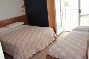 Desk - Hotel Soave (Cervia)