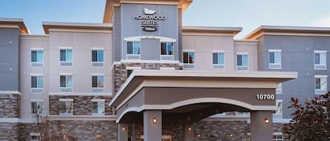 المنشأة من الخارج