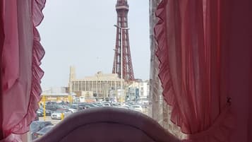 Standard Double Room, Ensuite (Room 7, Tower View) | Iron/ironing board, free WiFi, bed sheets