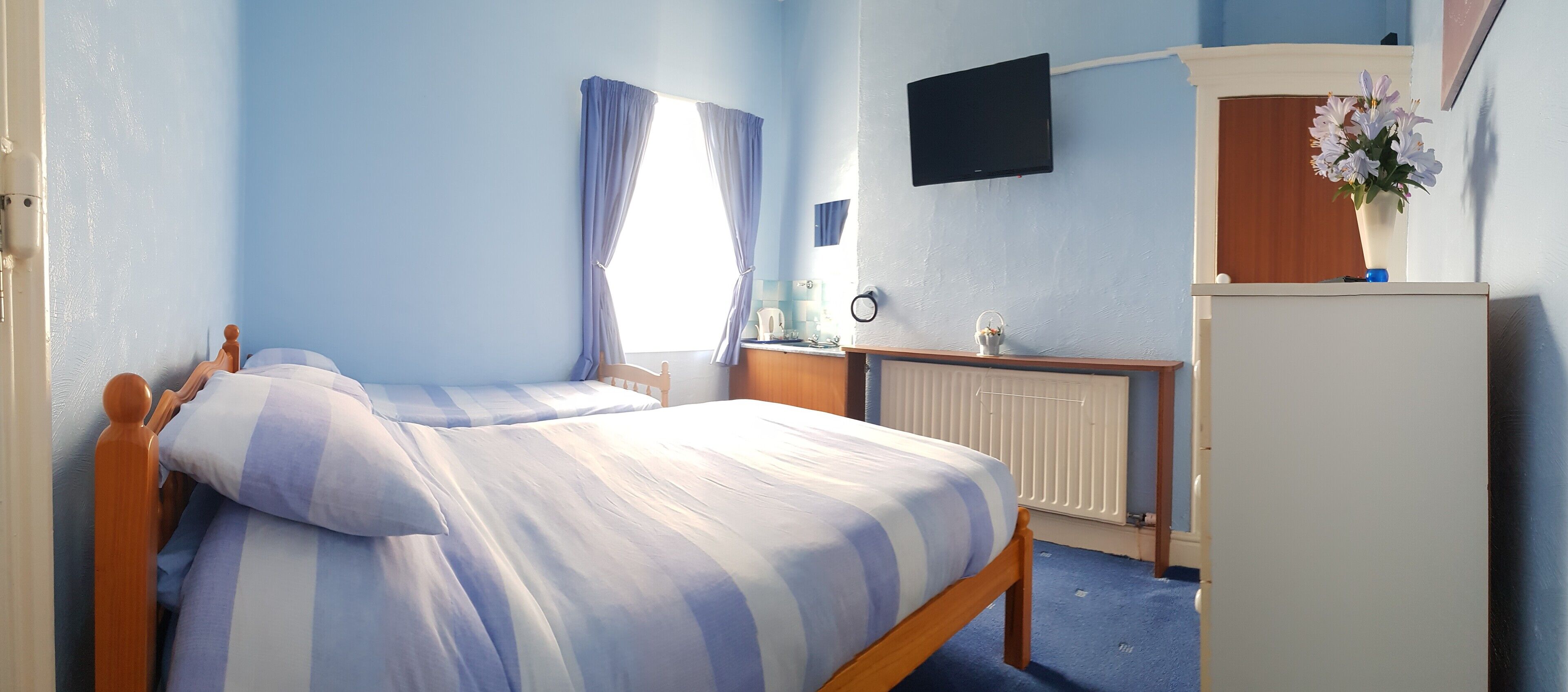 Family Room (Room 6) | Iron/ironing board, free WiFi, bed sheets