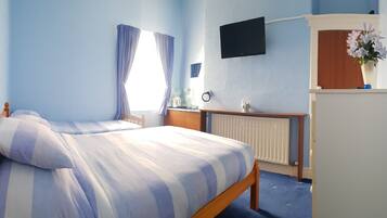 Familieværelse (Room 6) | Strygejern/strygebræt, gratis Wi-Fi, sengetøj