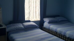 Family Room (Room 8)