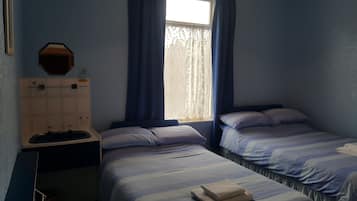 家庭客房 (Room 8) | 熨斗/熨衫板、免費 Wi-Fi、床單