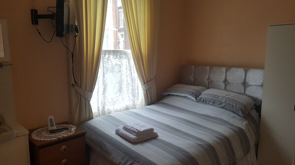Standard Double Room, Ensuite (Room 1)