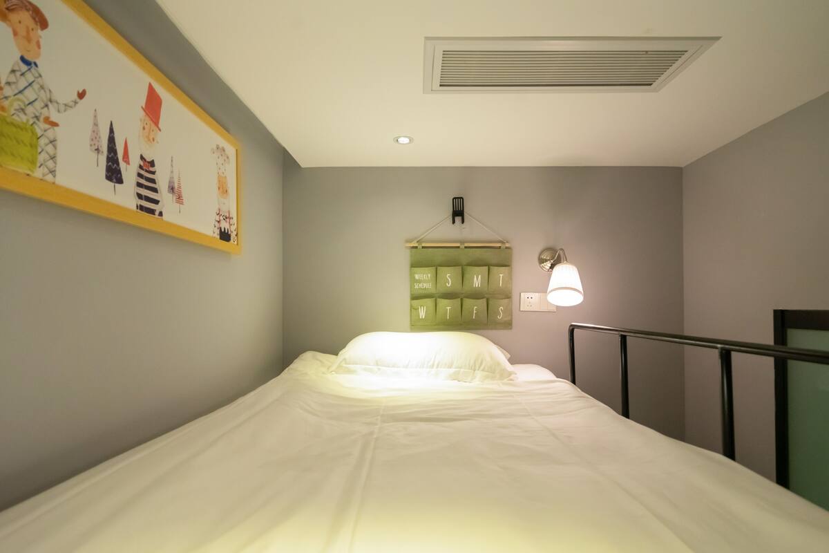 Economy Single Room